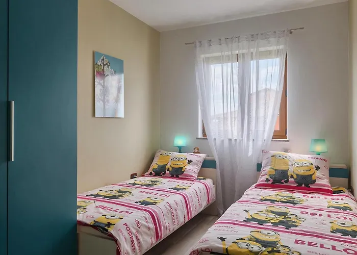 Ferienhaus Linden Tree Pula