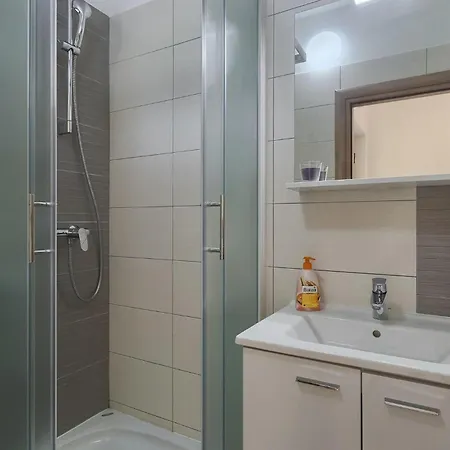 Semesterbostad Linden Tree Pula